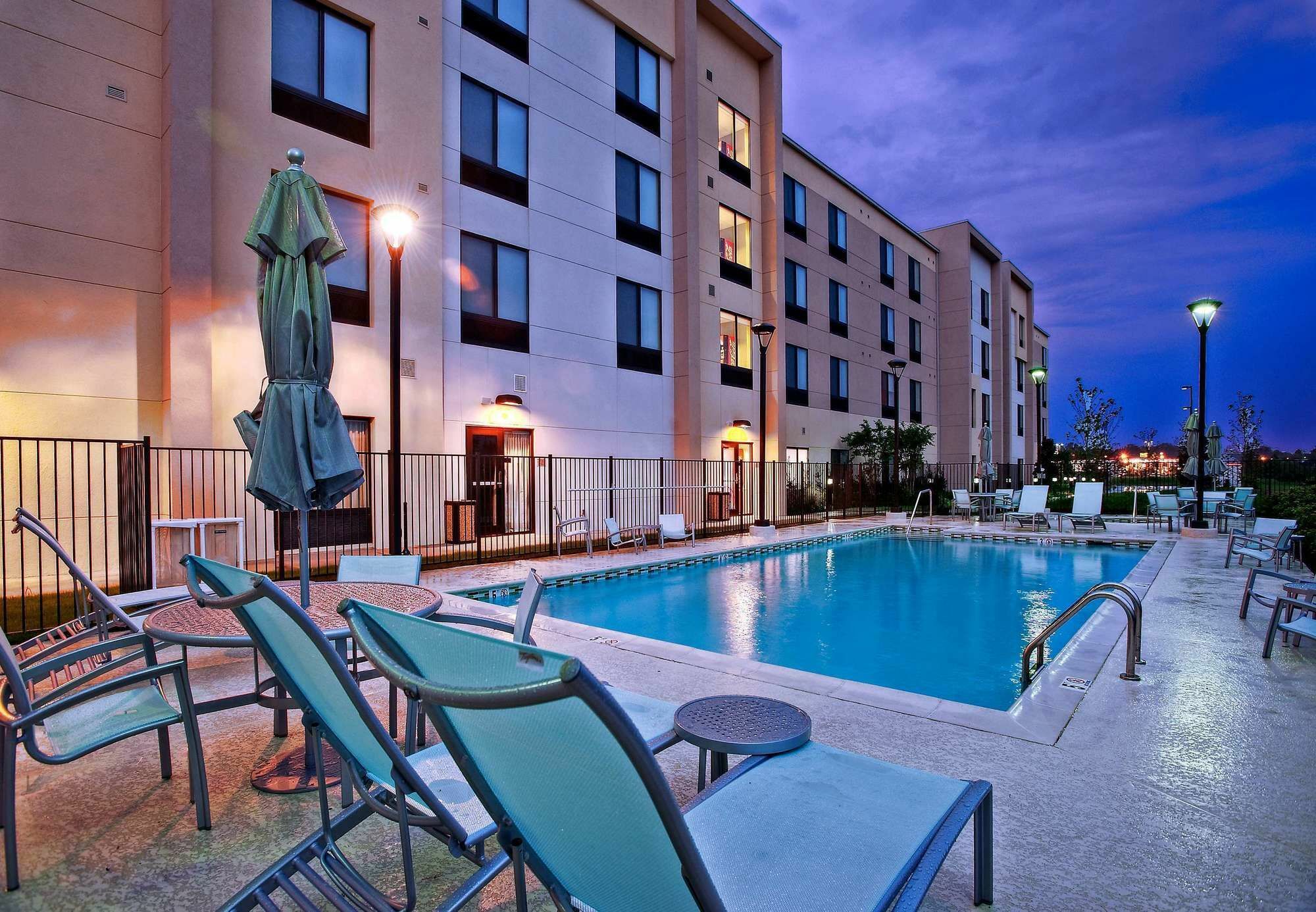 Springhill Suites By Marriott Baton Rouge North / Airport Εξωτερικό φωτογραφία